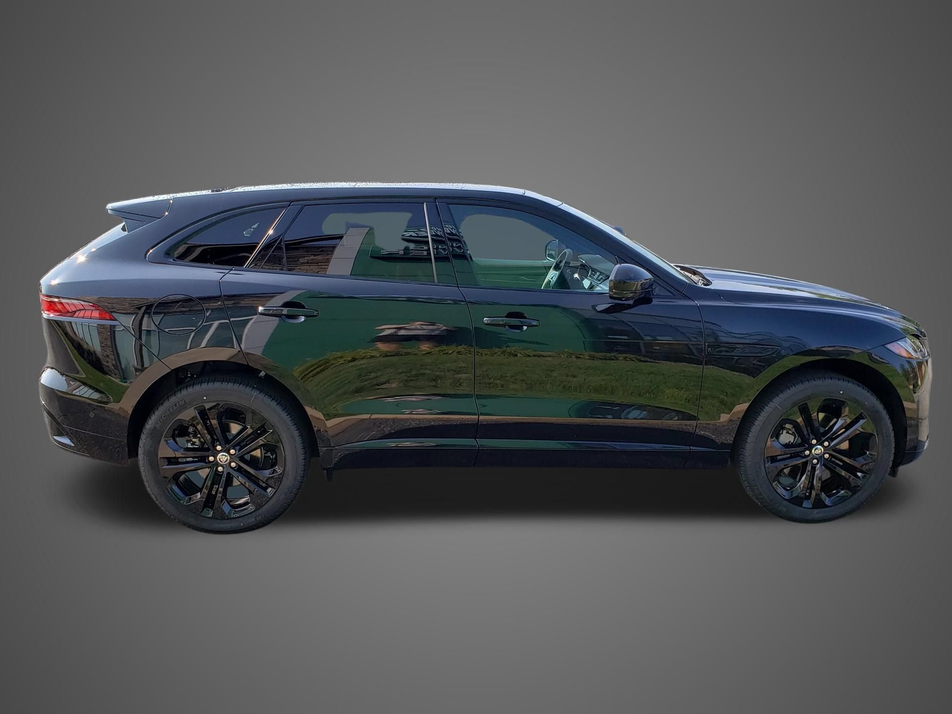 New 2026 Jaguar F-PACE R-Dynamic S AWD/4WD image 4