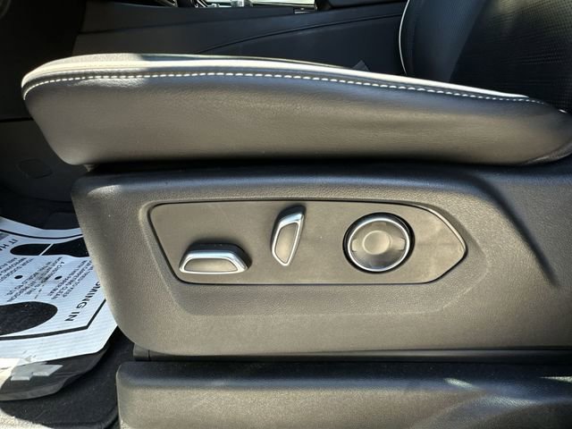 Certified 2023 Cadillac Escalade ESV Premium Luxury RWD image 20