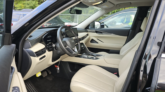 Used 2024 INFINITI QX60 Luxe AWD/4WD image 9