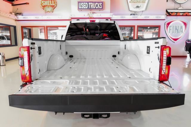 Used 2023 Ford F250 XLT w/ XLT Premium Package image 9