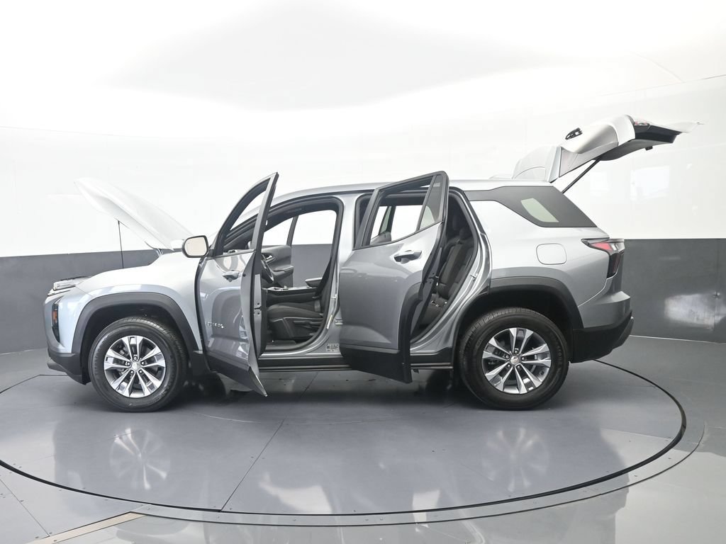 Used 2026 Chevrolet Equinox LT FWD image 70