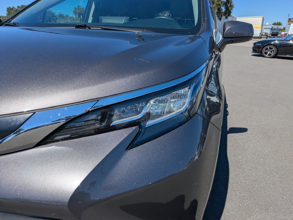 Used 2022 Toyota Sienna XLE FWD image 7