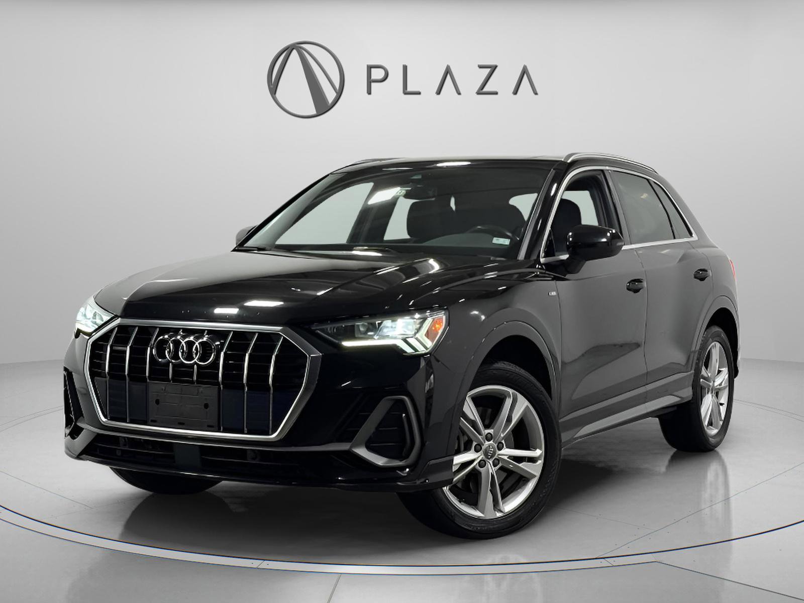 Used 2021 Audi Q3 2.0T Premium Plus w/ Premium Plus Package image 1