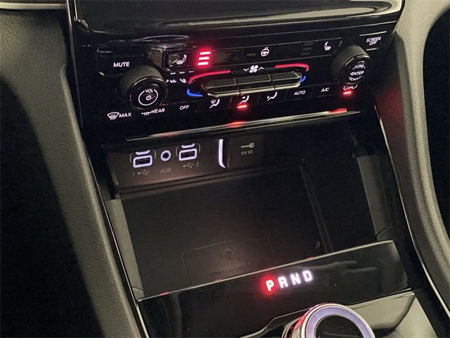 Used 2023 Jeep Grand Cherokee Laredo w/ Luxury Tech Group I image 22