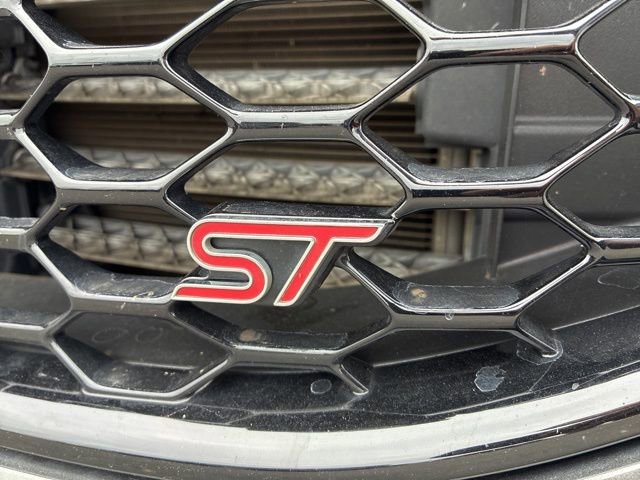 Used 2019 Ford Edge ST w/ Equipment Group 401A image 10