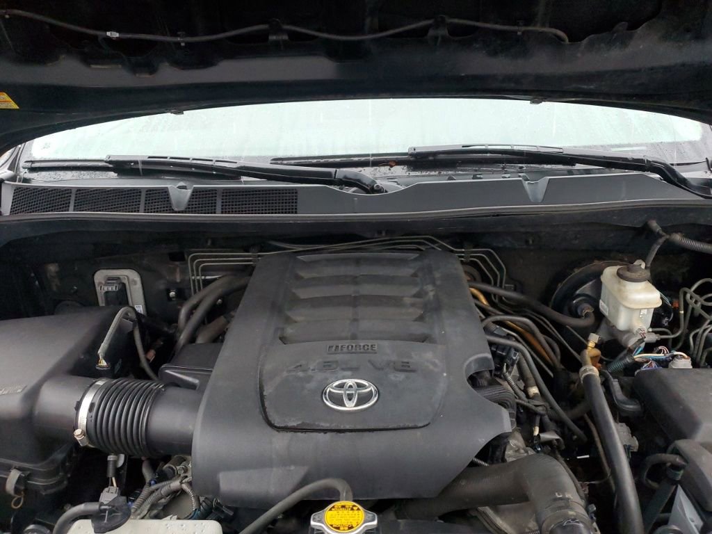 Used 2012 Toyota Tundra 4x4 Double Cab image 11