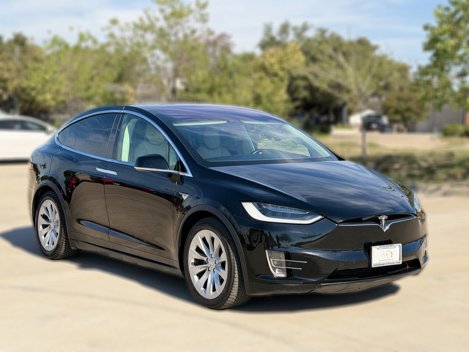 Used 2016 Tesla Model X 90D AWD/4WD image 5