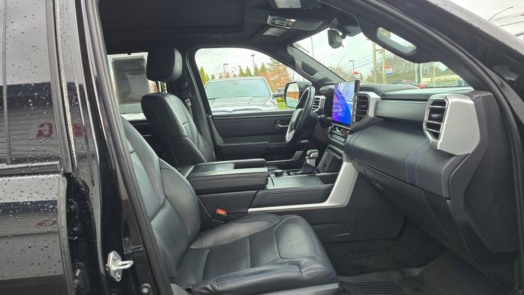 Used 2022 Toyota Tundra Platinum image 11