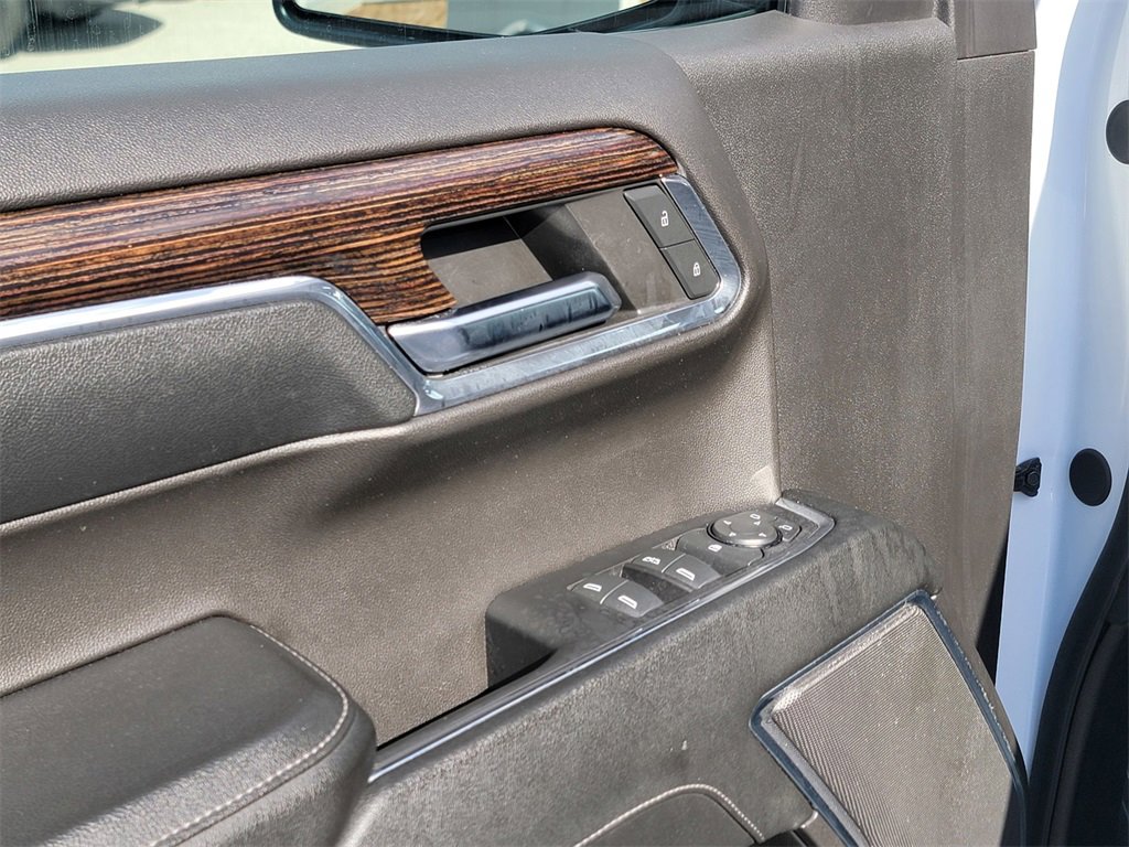 Used 2024 GMC Sierra 1500 SLE image 14
