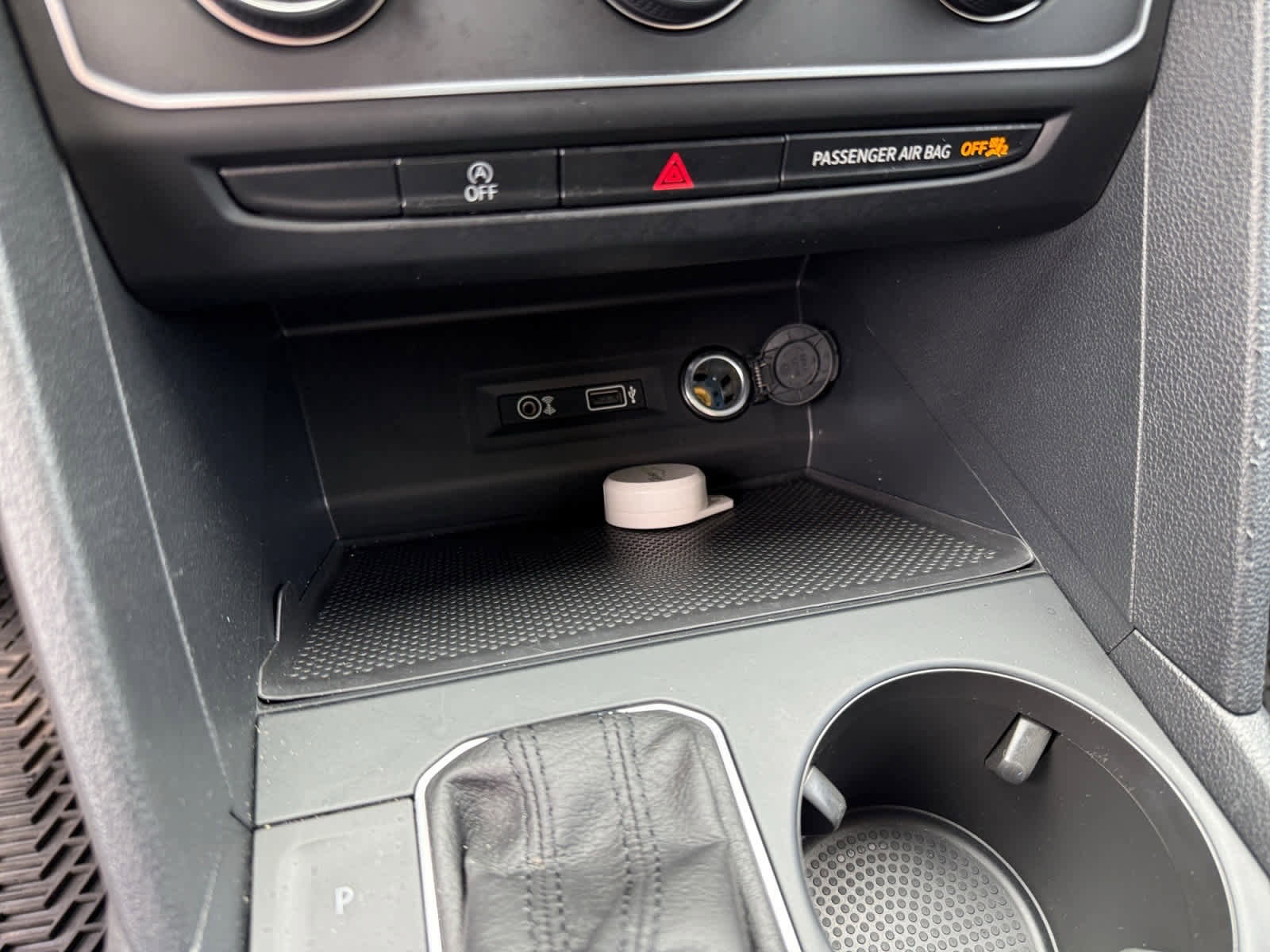 Used 2019 Volkswagen Atlas SE FWD image 21