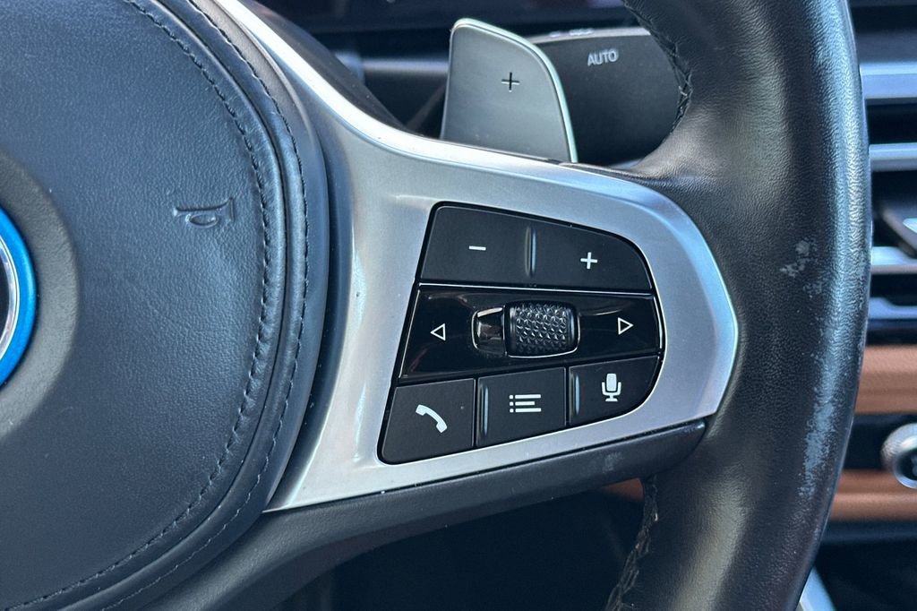 Used 2023 BMW 330e w/ M Sport Package image 27