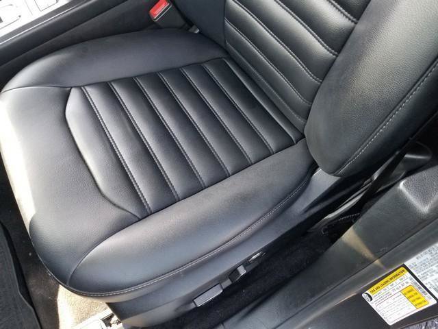 Used 2019 Ford Fusion SEL FWD image 14