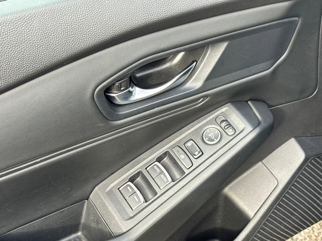 Certified 2023 Honda Accord EX image 5