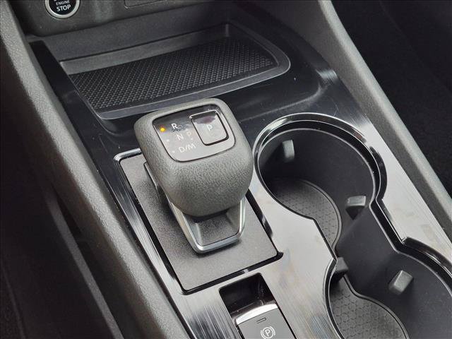 Used 2023 Nissan Rogue S FWD image 12