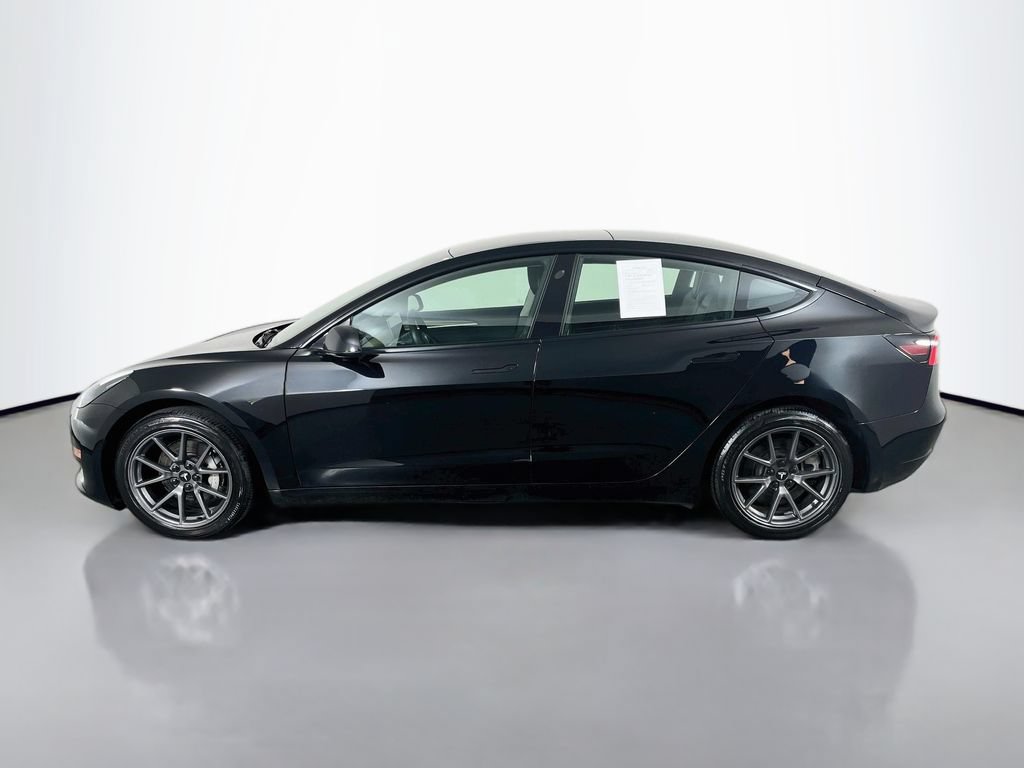 Used 2023 Tesla Model 3 Standard Range RWD image 5
