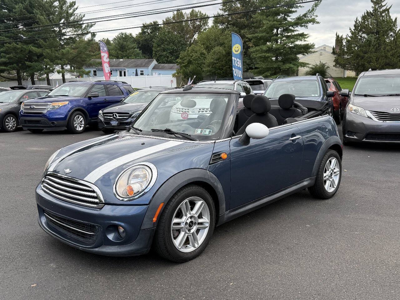Used 2011 MINI Cooper Convertible FWD image 17
