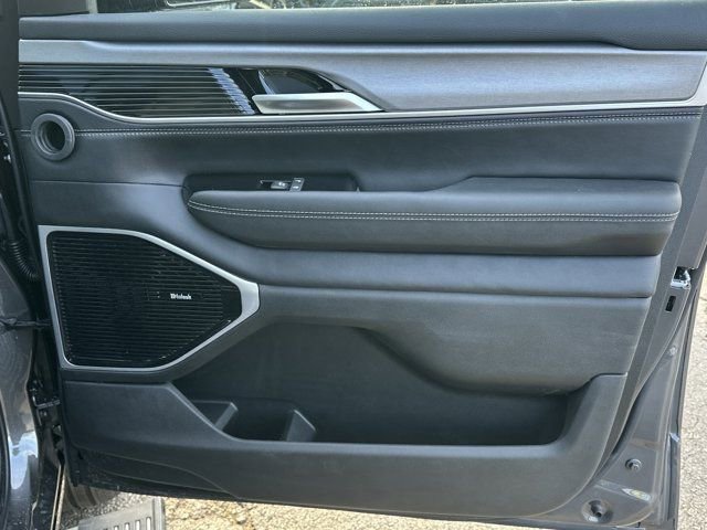 New 2026 Jeep Grand Wagoneer L Limited image 17