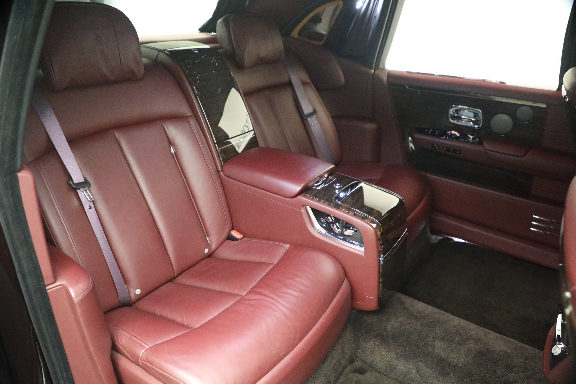 Certified 2018 Rolls-Royce Phantom Extended Wheelbase image 22