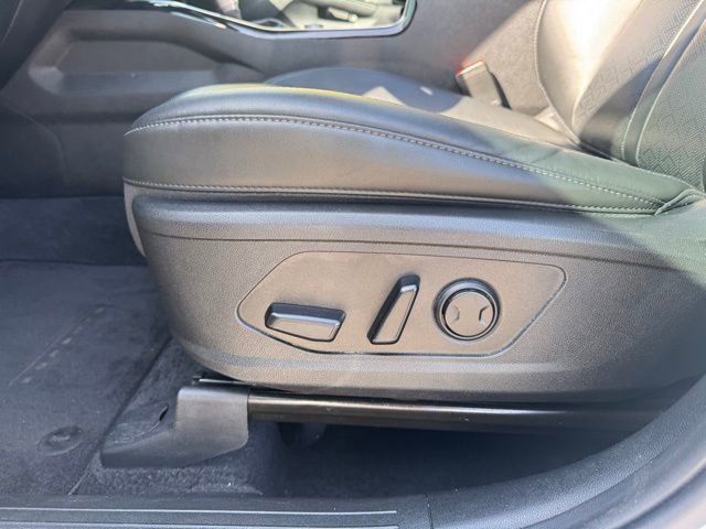 Certified 2023 Kia Sorento SX image 19