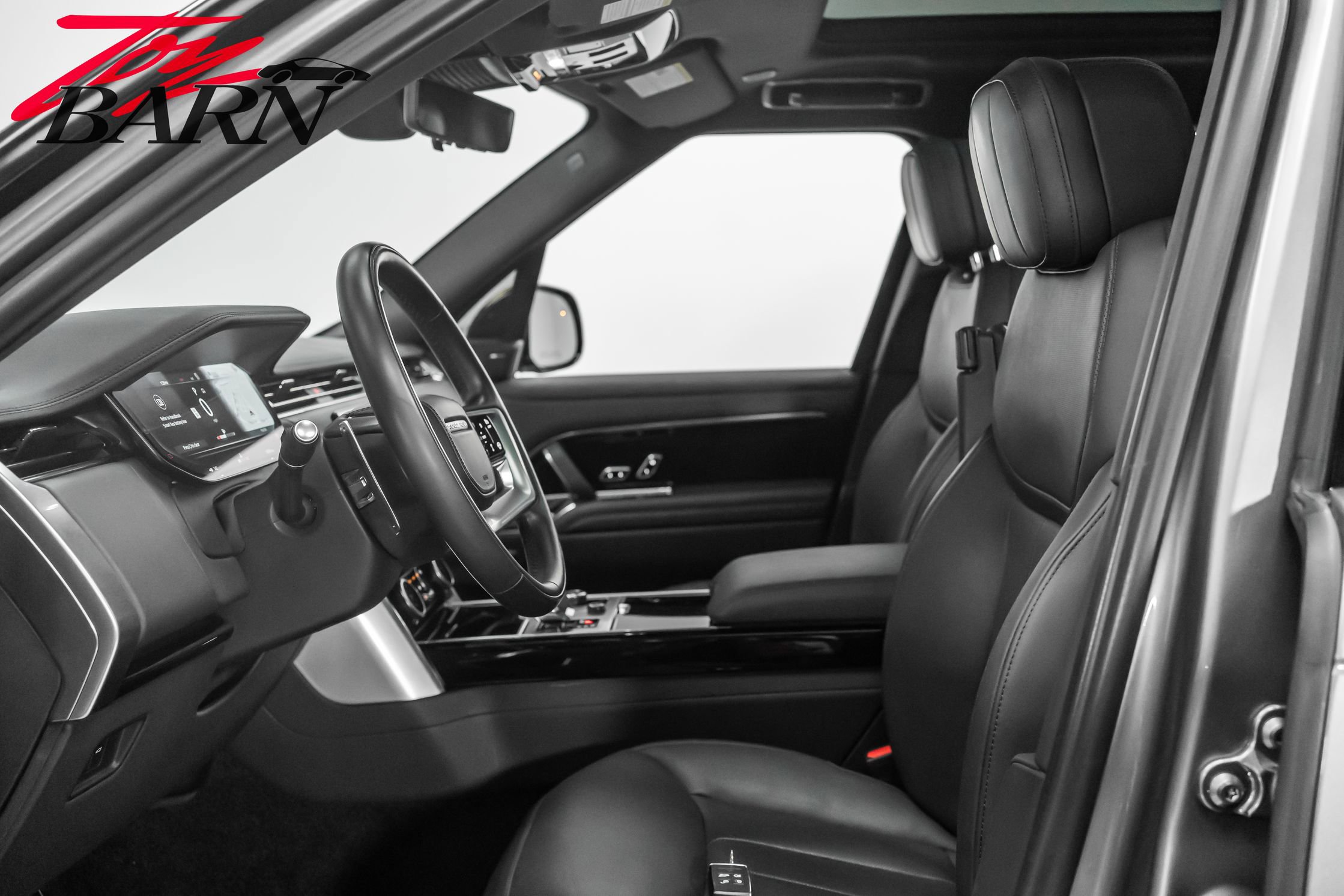 Used 2023 Land Rover Range Rover SE image 26