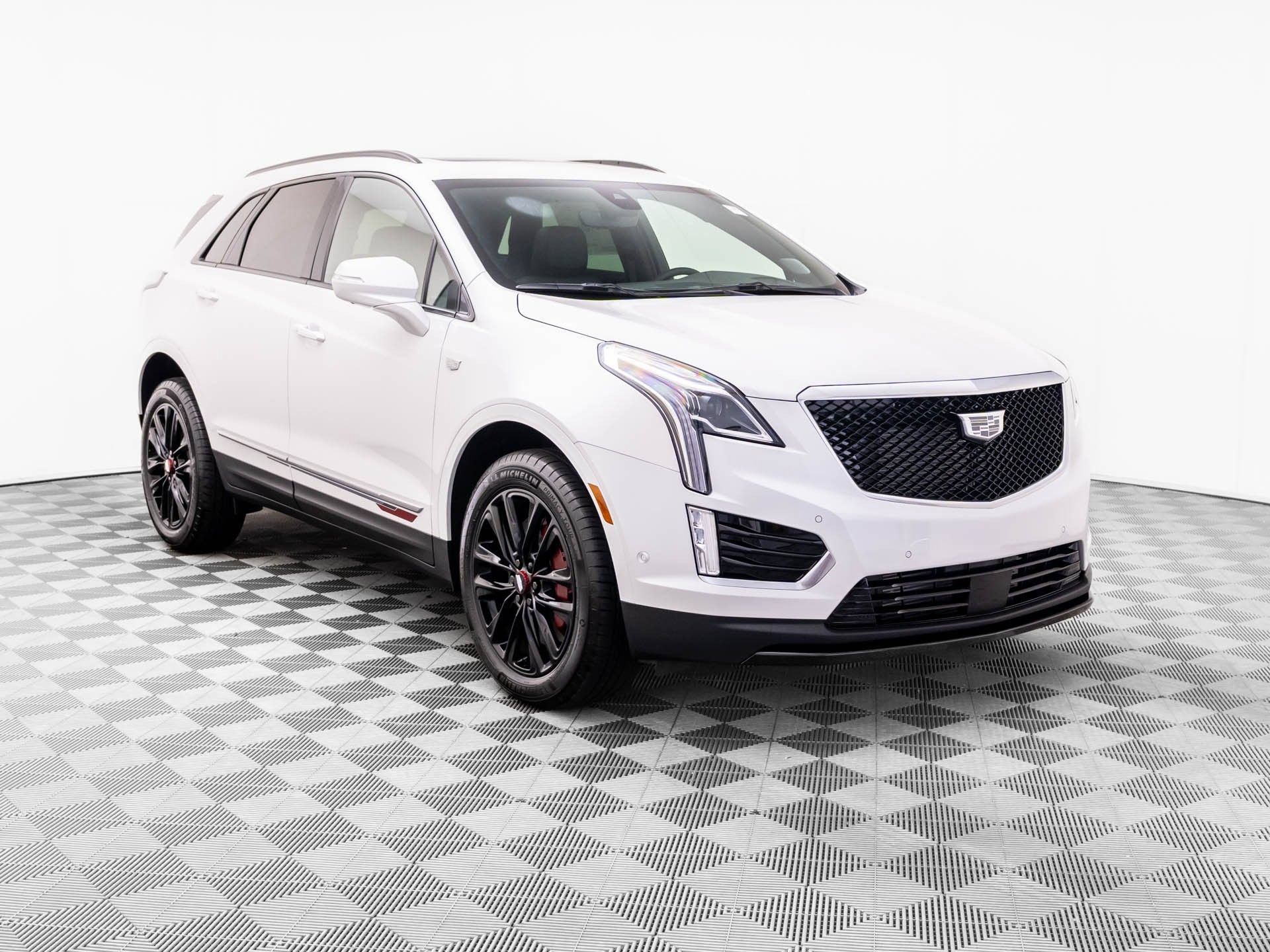 New 2026 Cadillac XT5 Sportv w/ LPO, Red Accent Package AWD/4WD image 7
