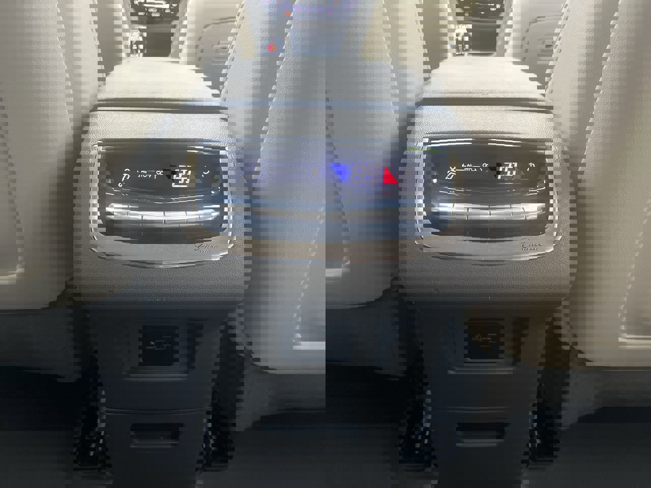 Used 2020 Cadillac XT6 Premium Luxury image 31