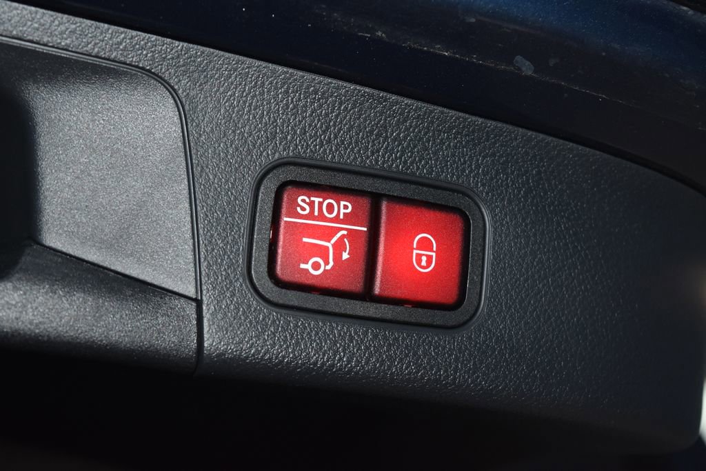 Used 2023 Mercedes-Benz GLA 250 image 32