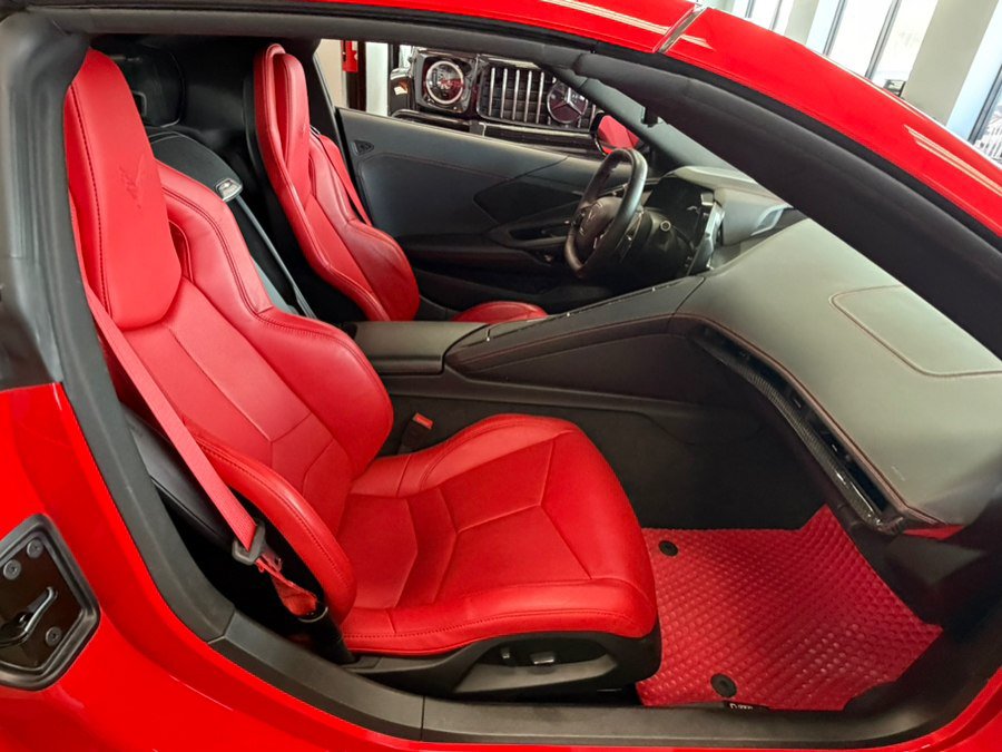 Used 2024 Chevrolet Corvette Stingray Coupe RWD image 43