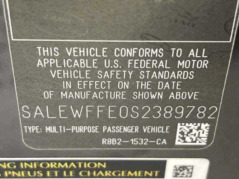 Used 2025 Land Rover Defender 130 V8 image 25