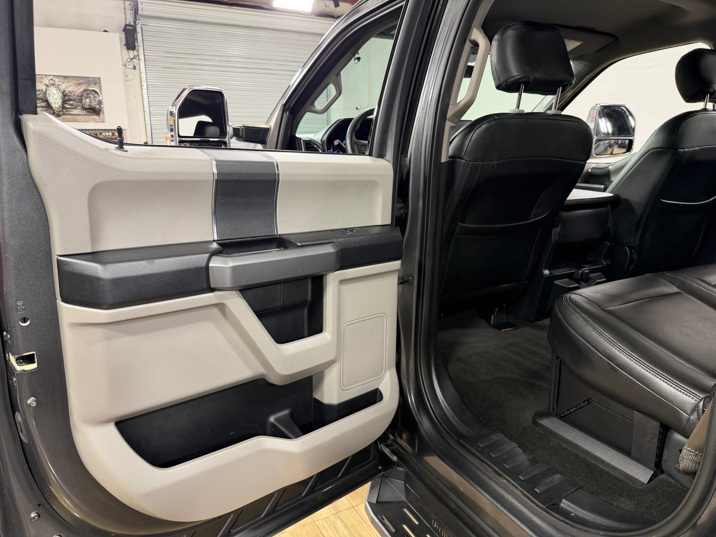 Used 2018 Ford F250 XLT w/ Snow Plow Prep Package AWD/4WD image 15