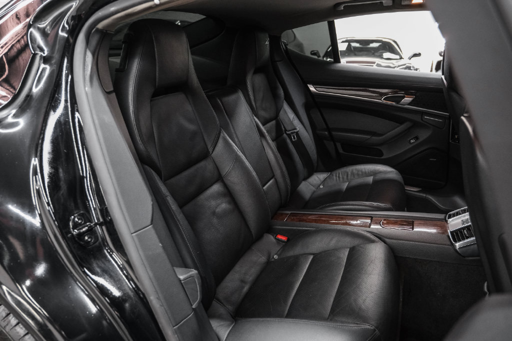 Used 2012 Porsche Panamera 4 image 39