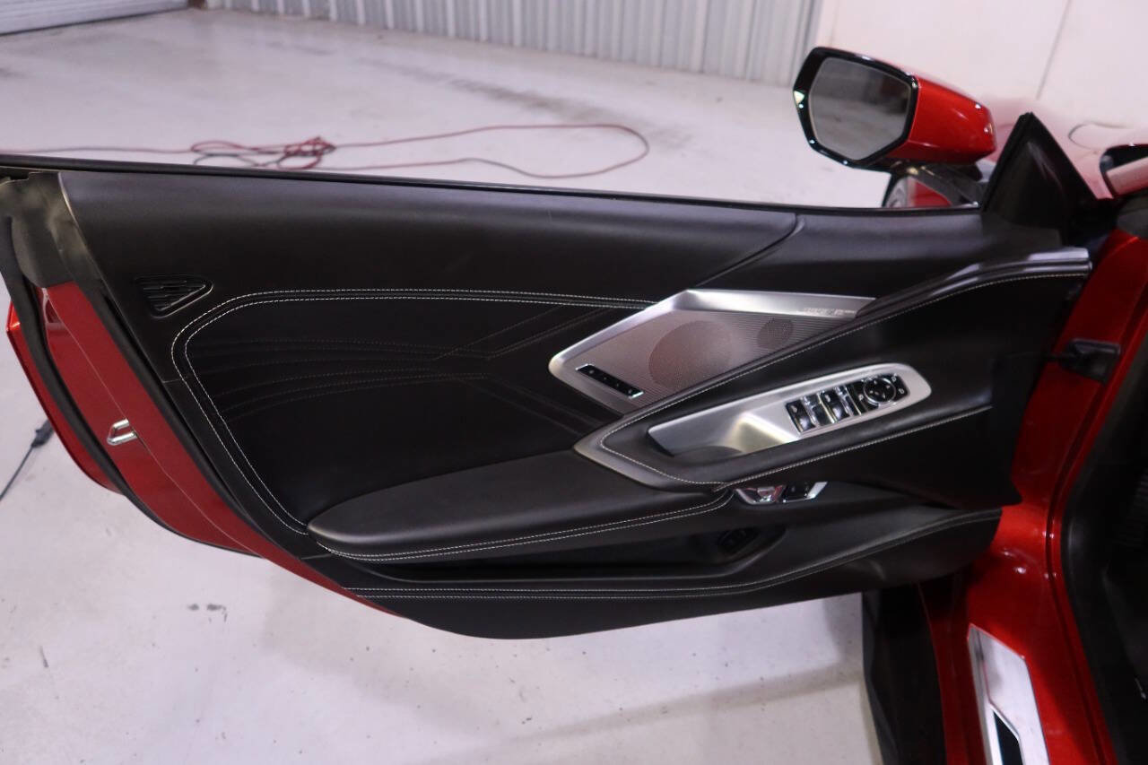 Used 2024 Chevrolet Corvette Z06 w/ Z07 Performance Package image 17
