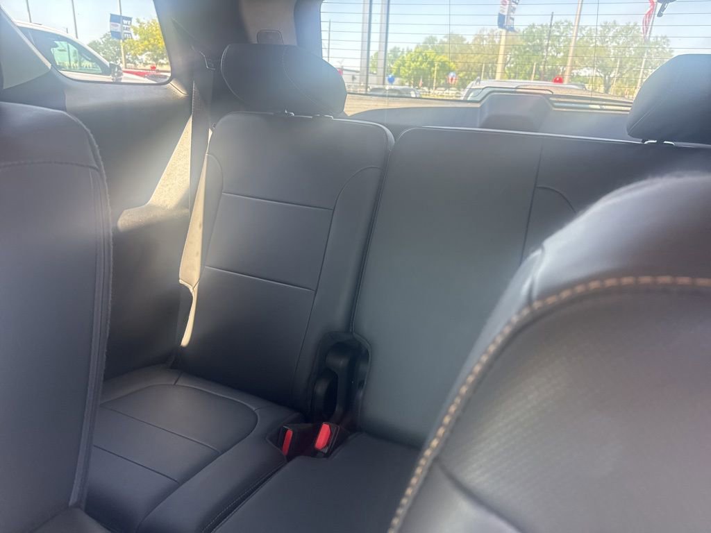 Used 2020 Chevrolet Traverse Premier image 14