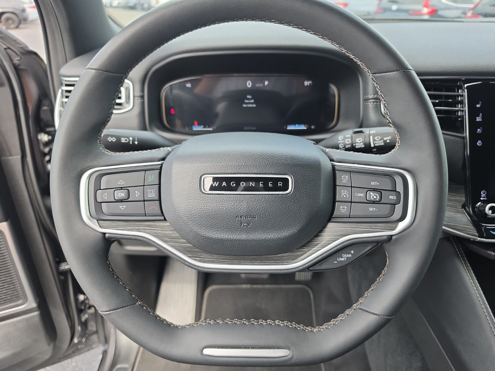 Used 2024 Jeep Wagoneer Series II w/ Flexible Seating Group RWD image 24
