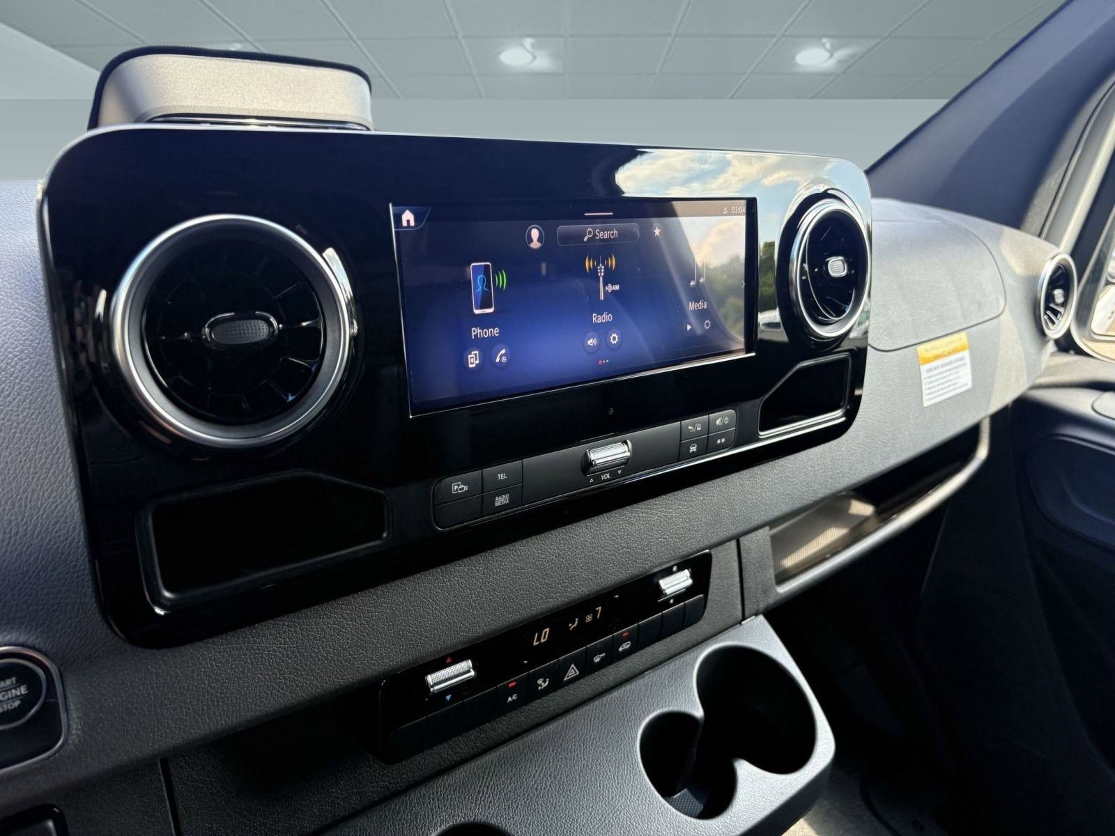 New 2025 Mercedes-Benz Sprinter 2500 image 21