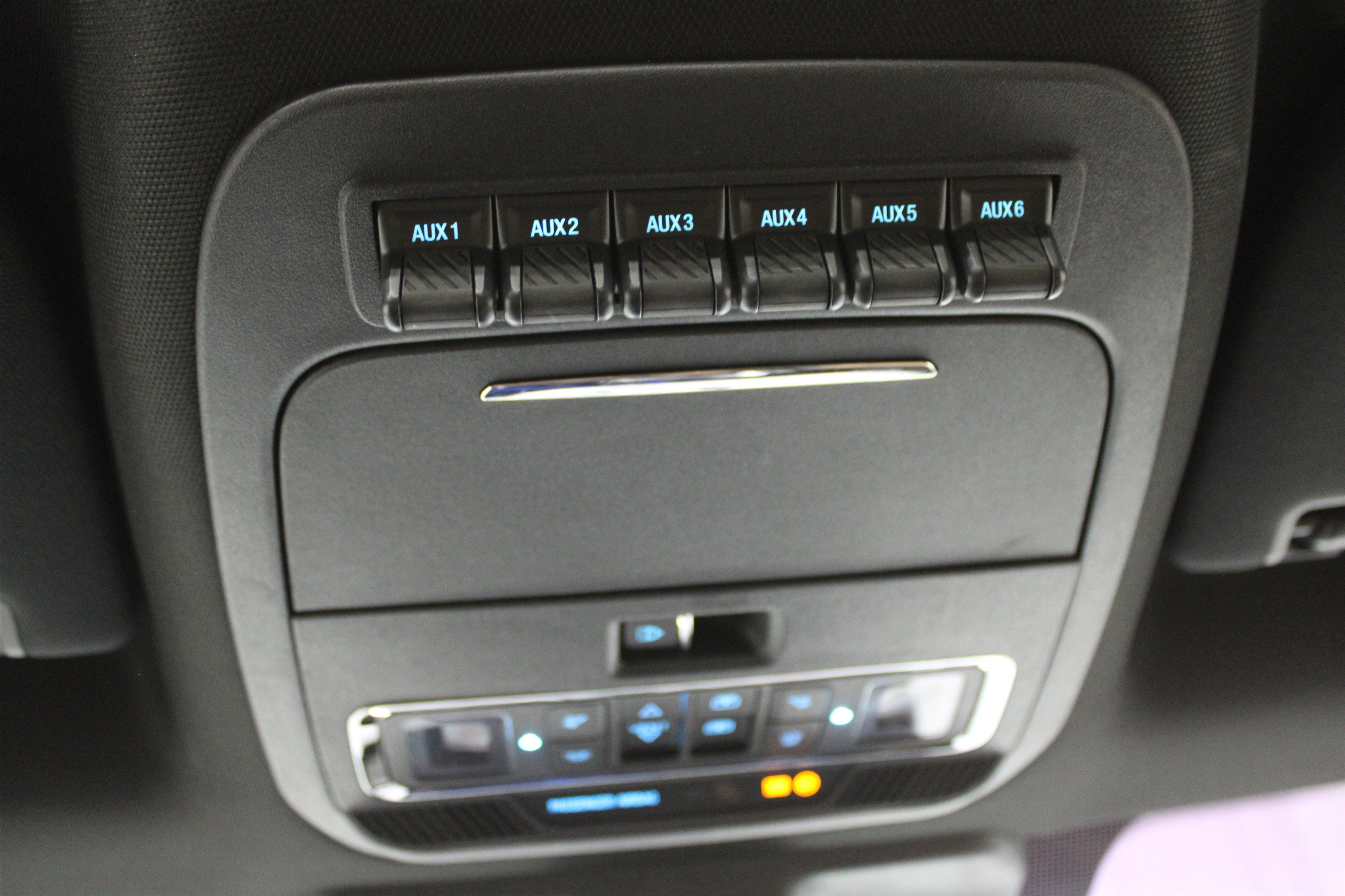 Used 2024 Ford F350 Lariat w/ Lariat Ultimate Package image 23