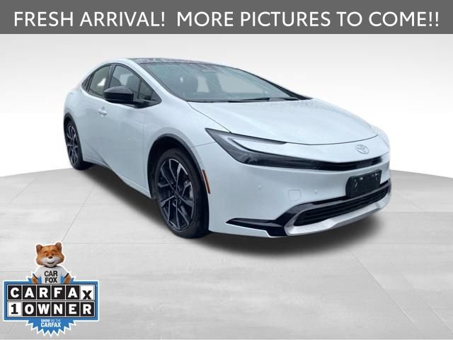 Used 2024 Toyota Prius Prime Premium w/ Advanced Technology Package image 3