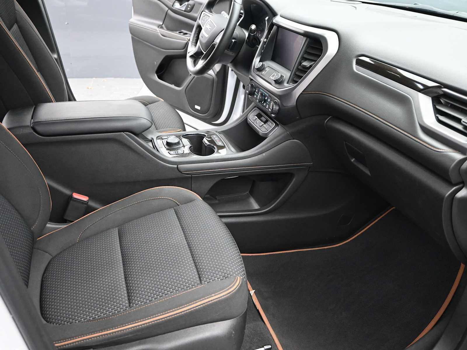 Used 2021 GMC Acadia AT4 image 20