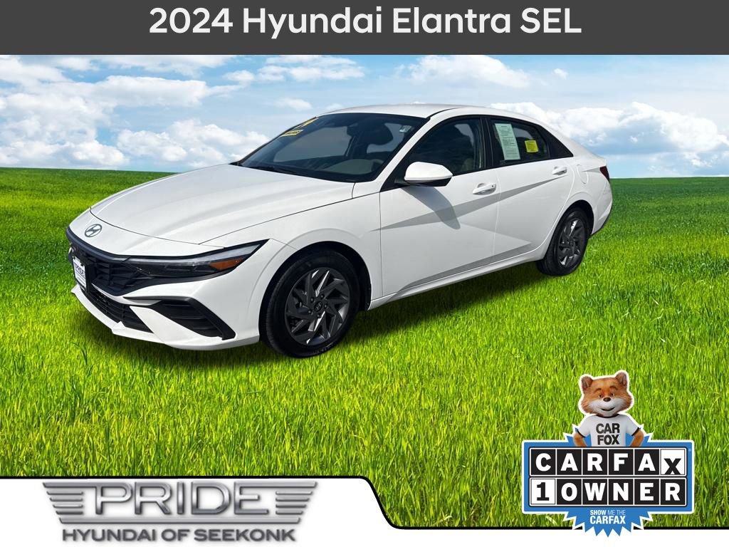 Used 2024 Hyundai Elantra SEL image 1