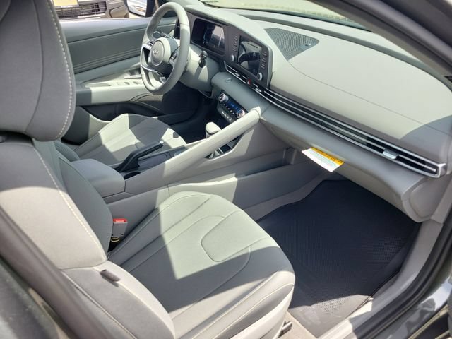 New 2026 Hyundai Elantra Sport FWD image 19