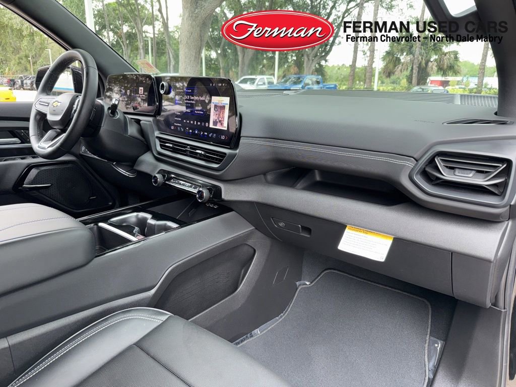 Used 2025 Chevrolet Silverado EV LT AWD/4WD image 8