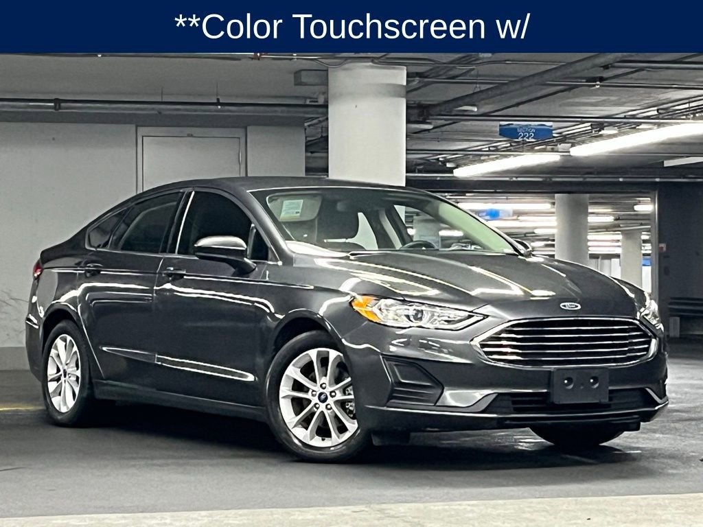 Used 2020 Ford Fusion SE FWD image 3