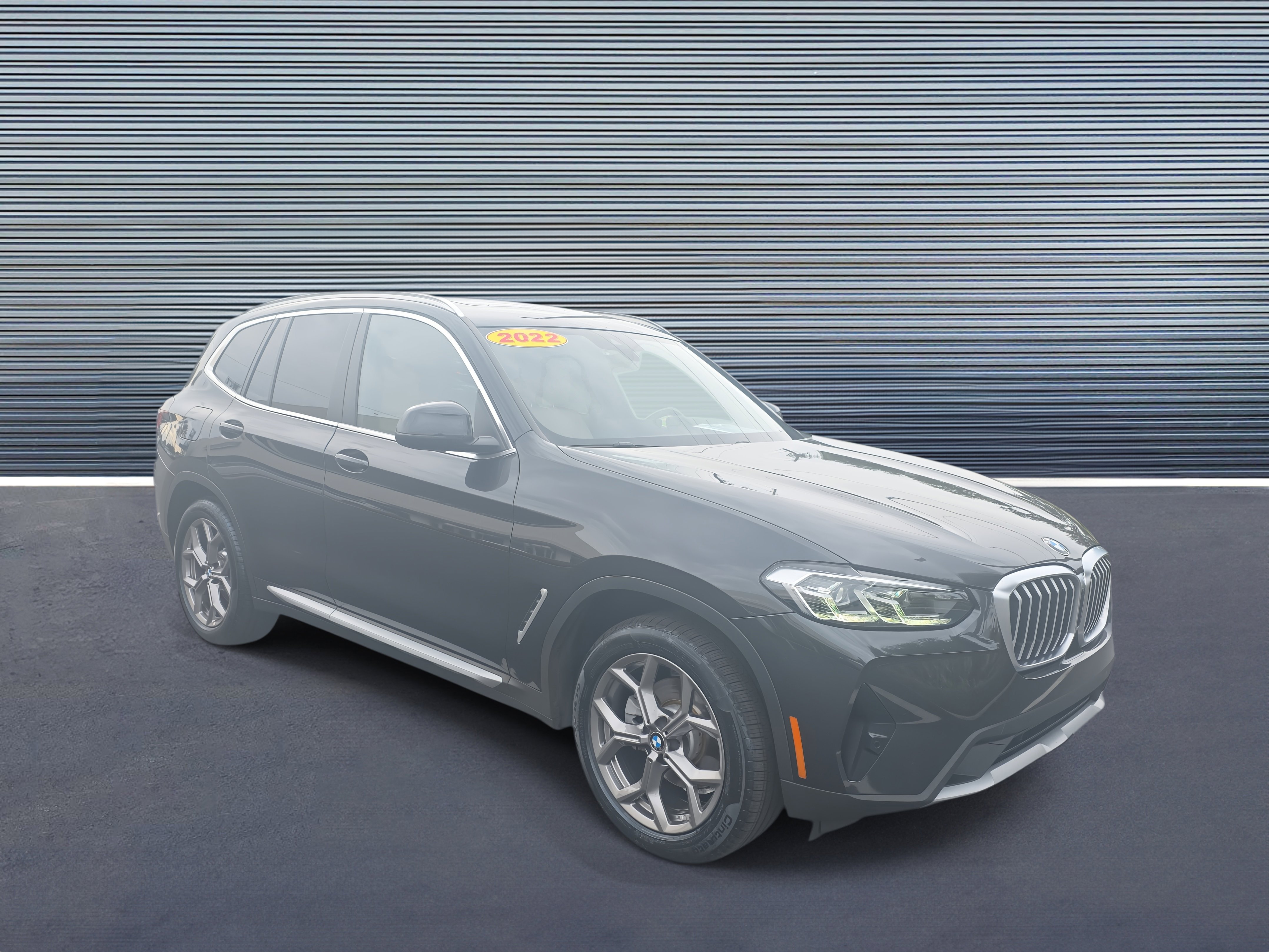 Certified 2022 BMW X3 xDrive30i w/ Premium Package 2 (ZPA) image 2