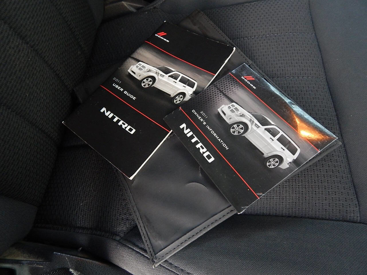 Used 2011 Dodge Nitro SE RWD image 18