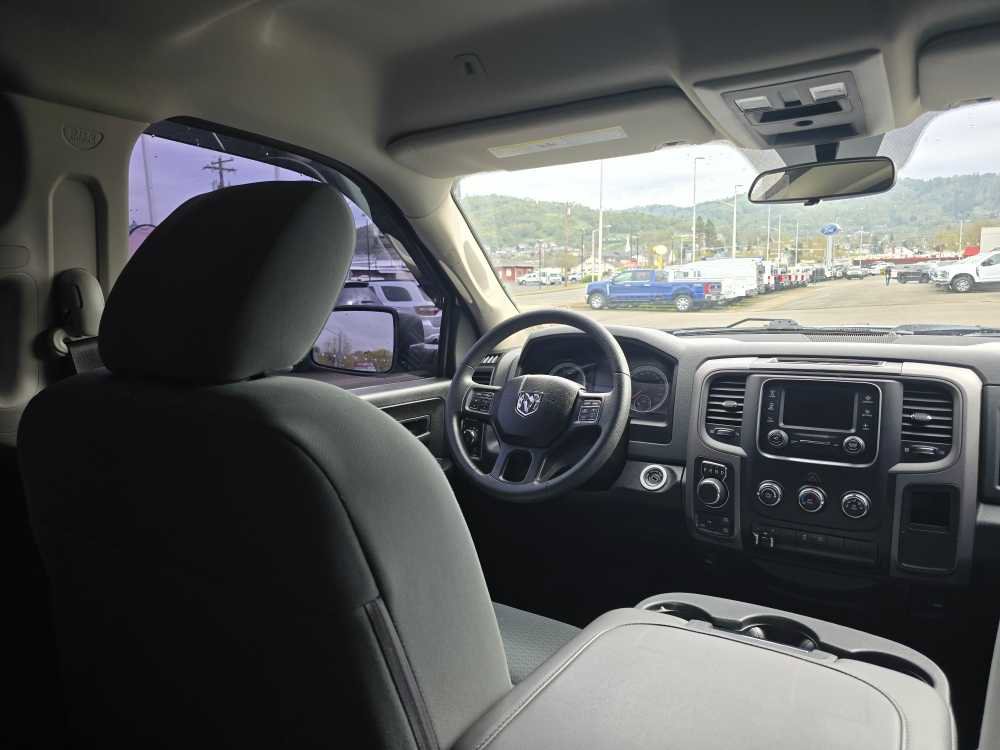 Used 2019 RAM 1500 Express w/ Express Value Package AWD/4WD image 11