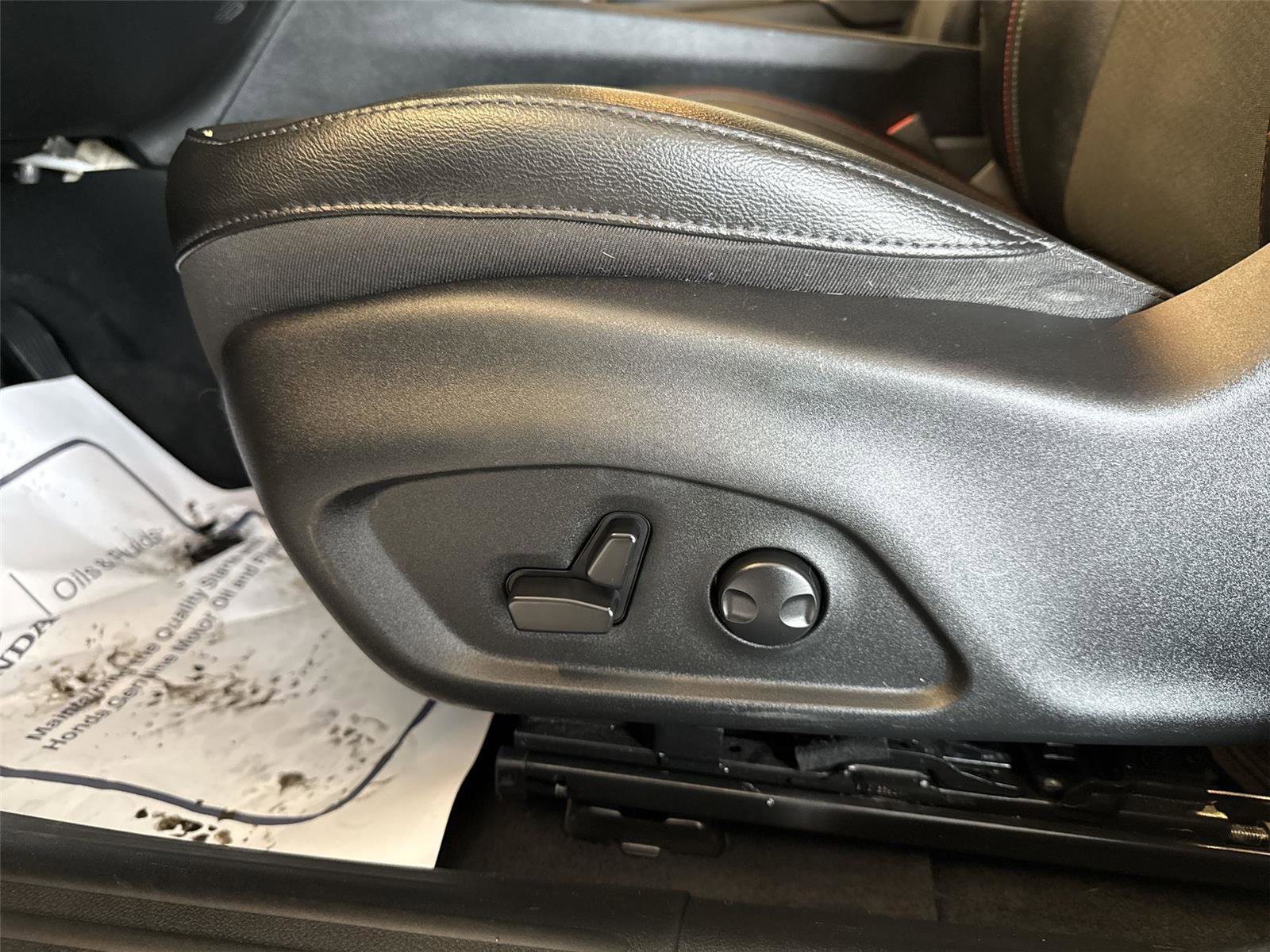 Used 2023 Jeep Compass Trailhawk w/ Sun and Sound Group image 14