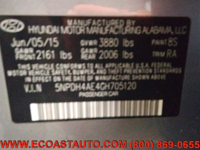 Used 2016 Hyundai Elantra SE FWD image 17