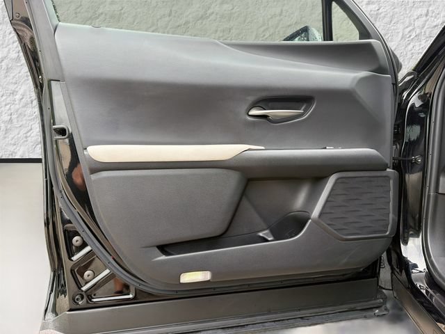 Used 2019 Lexus UX 200 w/ Premium Package FWD image 21