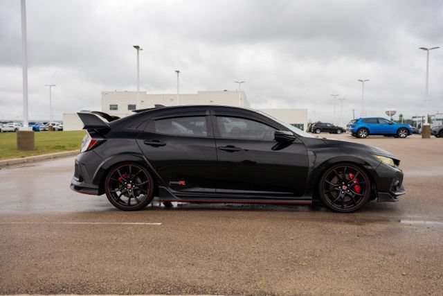 Used 2017 Honda Civic Type R image 8