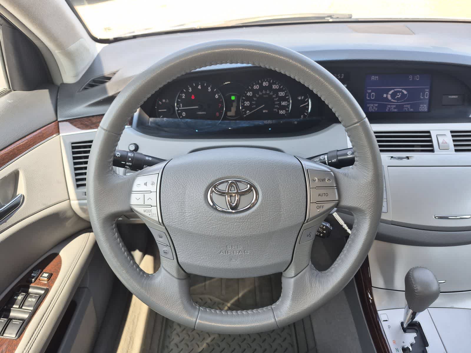 Used 2008 Toyota Avalon XLS FWD image 23